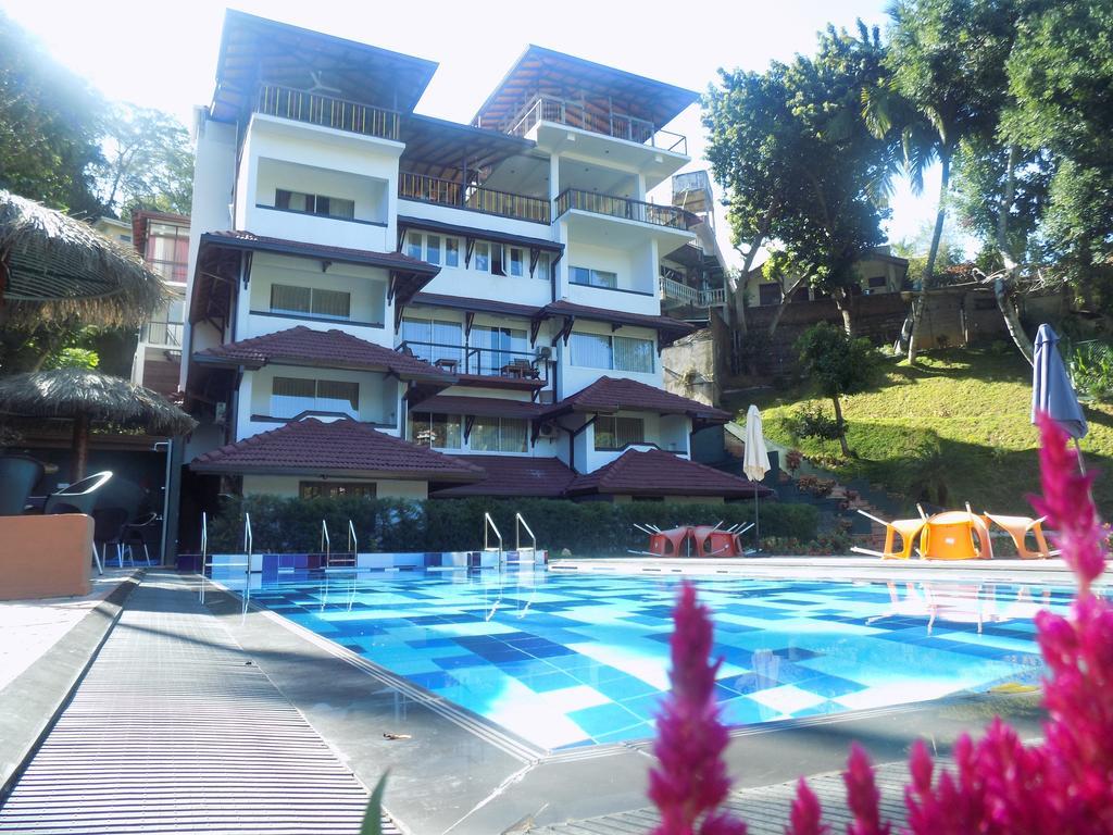 Kandyan Hotel Ngoại thất bức ảnh