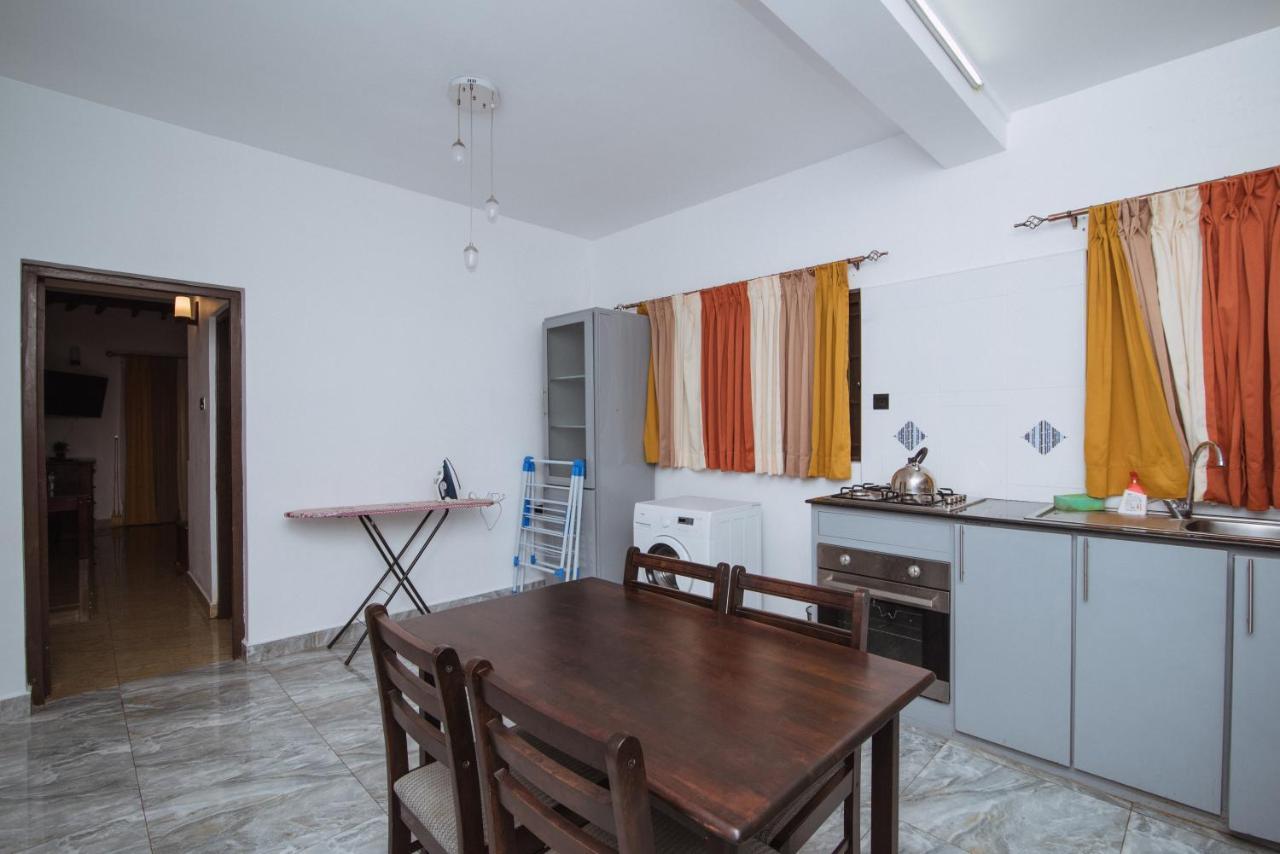 Kandyan Hotel Ngoại thất bức ảnh